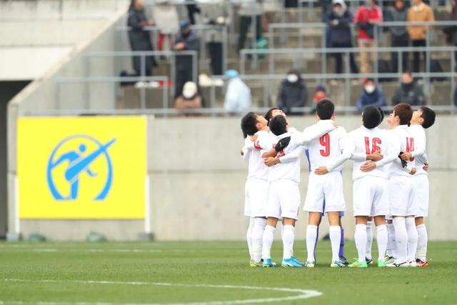 塔图姆22+9+7库里18分 凯尔特人大胜勇士40分