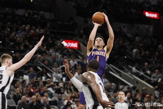 霍伊伦连续11场比赛遭遇球荒 本轮首发0射门